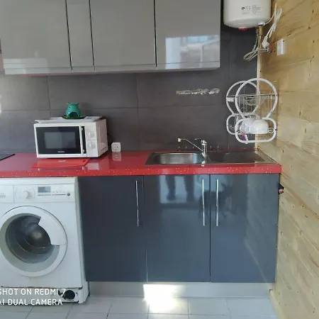 Habitación En Un ático Con Gran Terraza Al Aire Libre Noche 75 Mas Noches A 65e Alloggio in famiglia Burriana