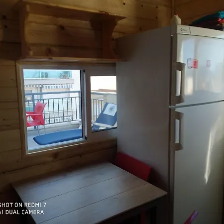 Familiar En Un Atico Con Gran Terraza Y,cocina ,en La Playa Homestay Burriana