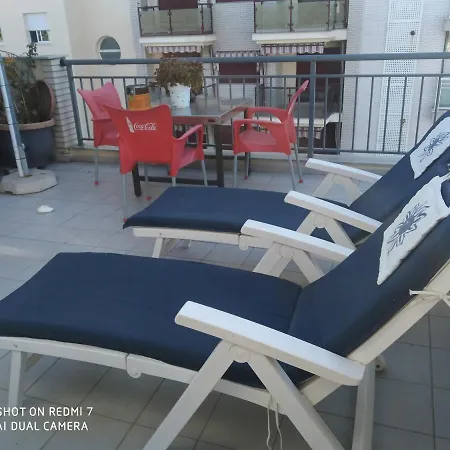 Familiar En Un Atico Con Gran Terraza Y,cocina ,en La Playa Séjour chez l'habitant Burriana